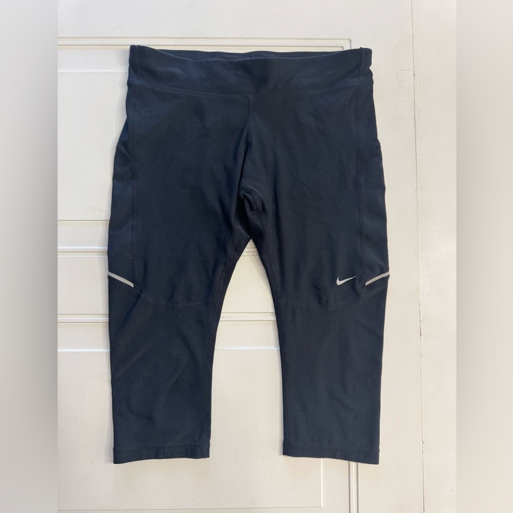 NIike Dri Fit Running Black Crop Pants Leggings Size Medium M